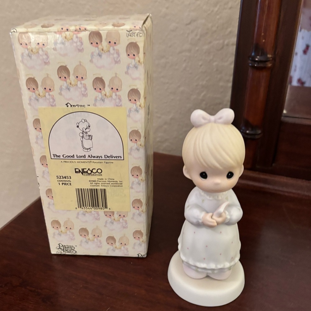 NIB Precious Moments “The Good Lord Always Delivers”